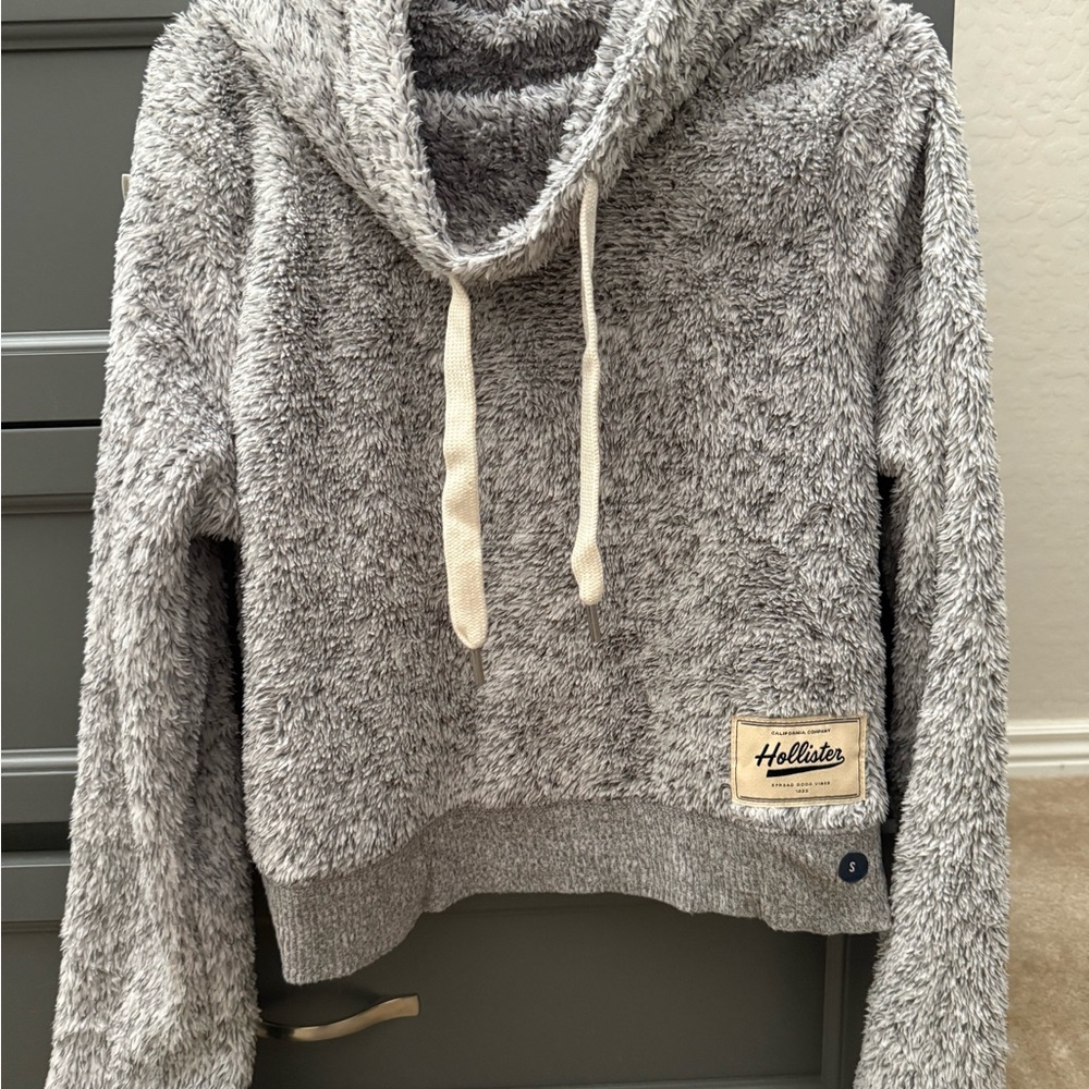 Hollister Heathered Gray Women's Hoodie